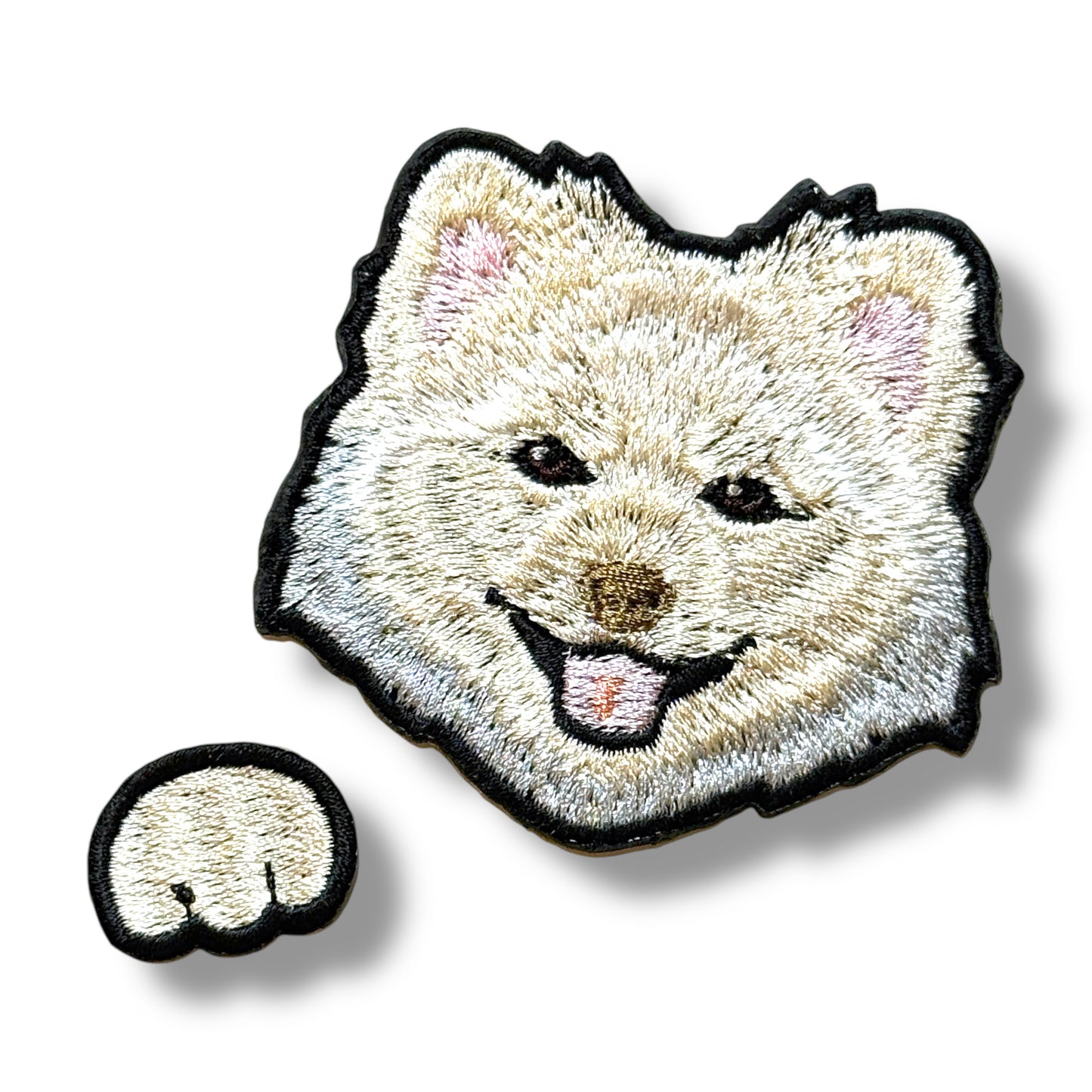 秋田犬の刺繍ワッペン