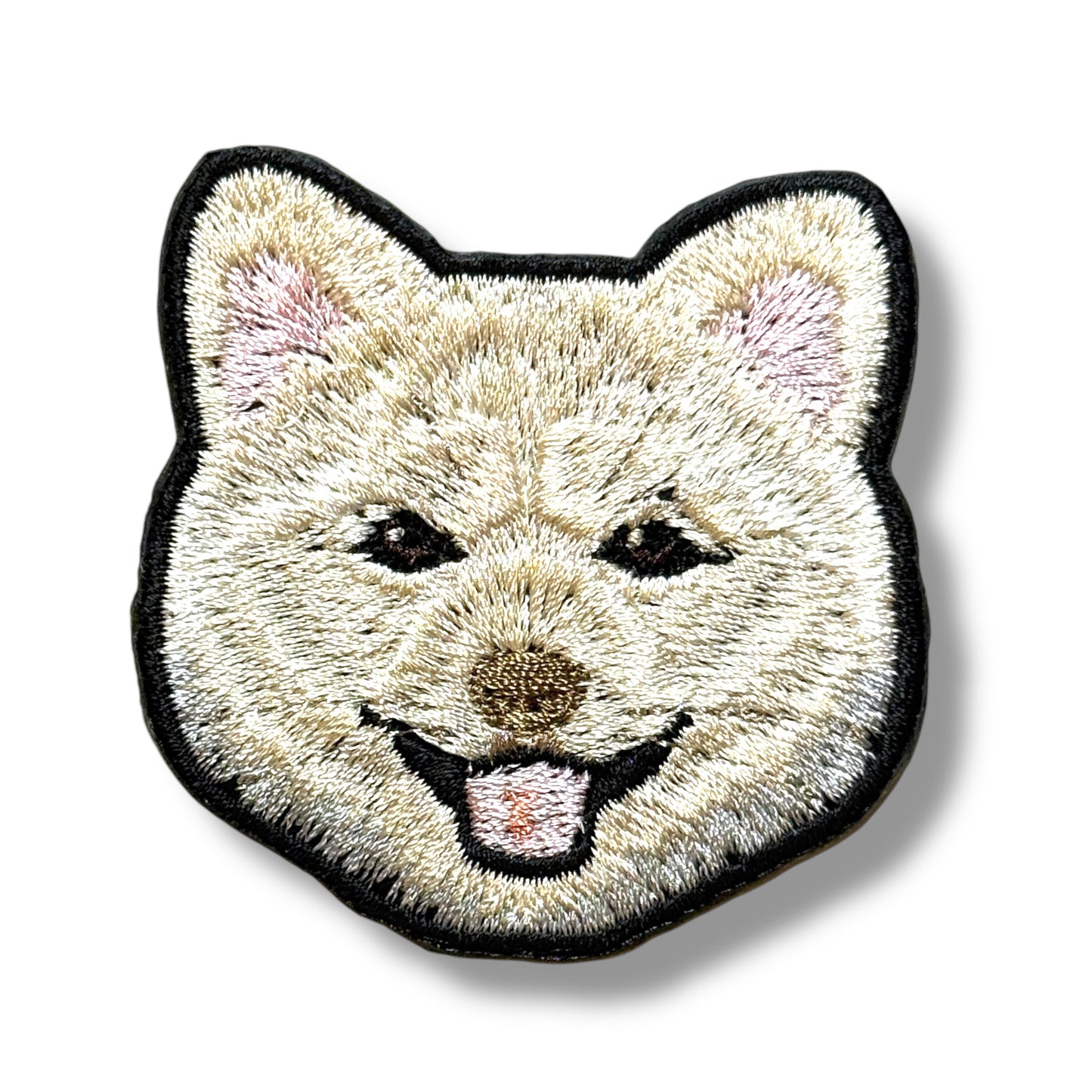 秋田犬の刺繍ワッペン