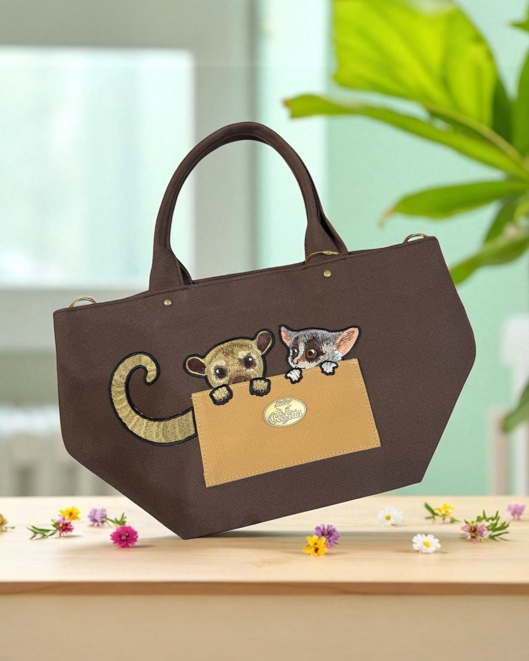 ショウガラゴベビーの 刺繍ワッペン