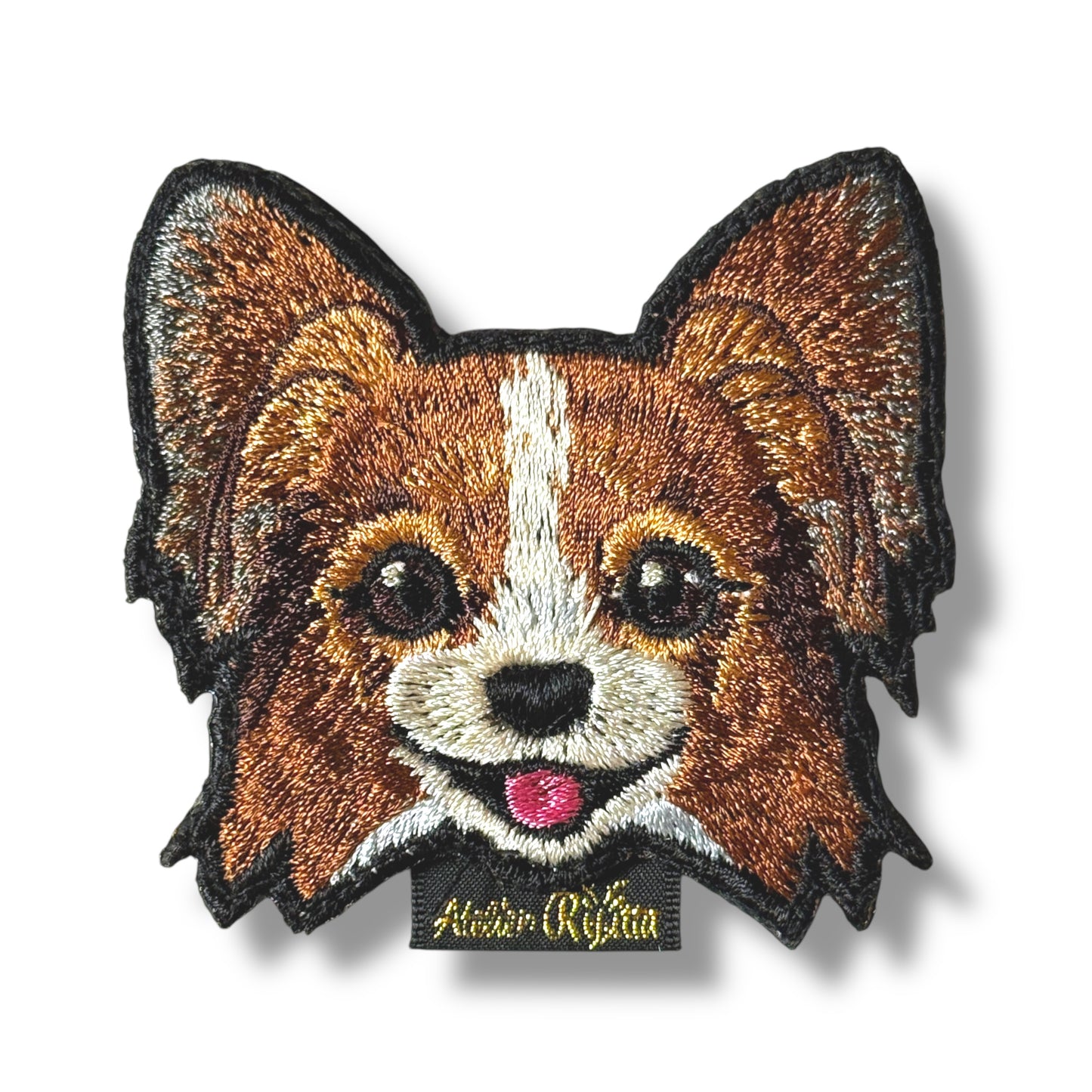 パピヨンの刺繍ワッペン