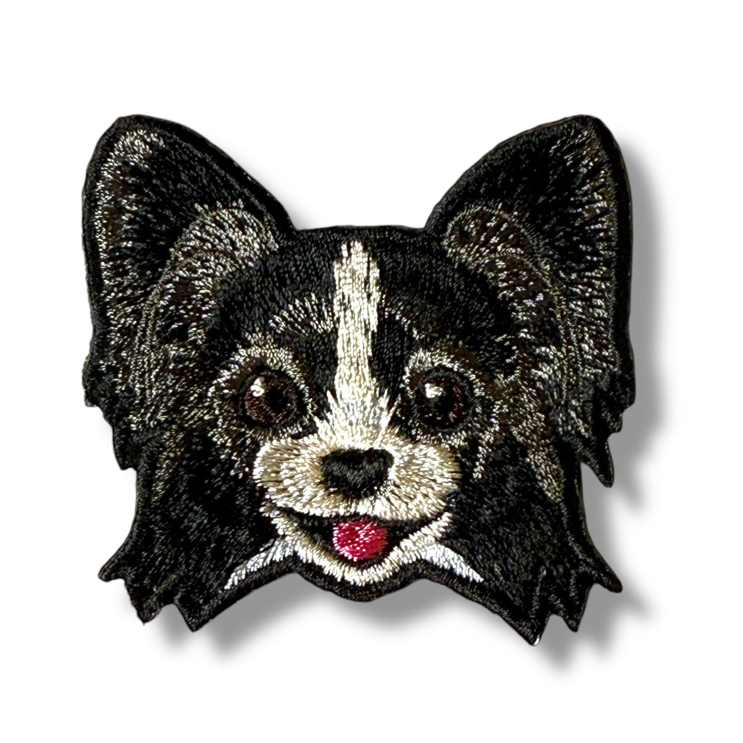 パピヨンの刺繍ワッペン