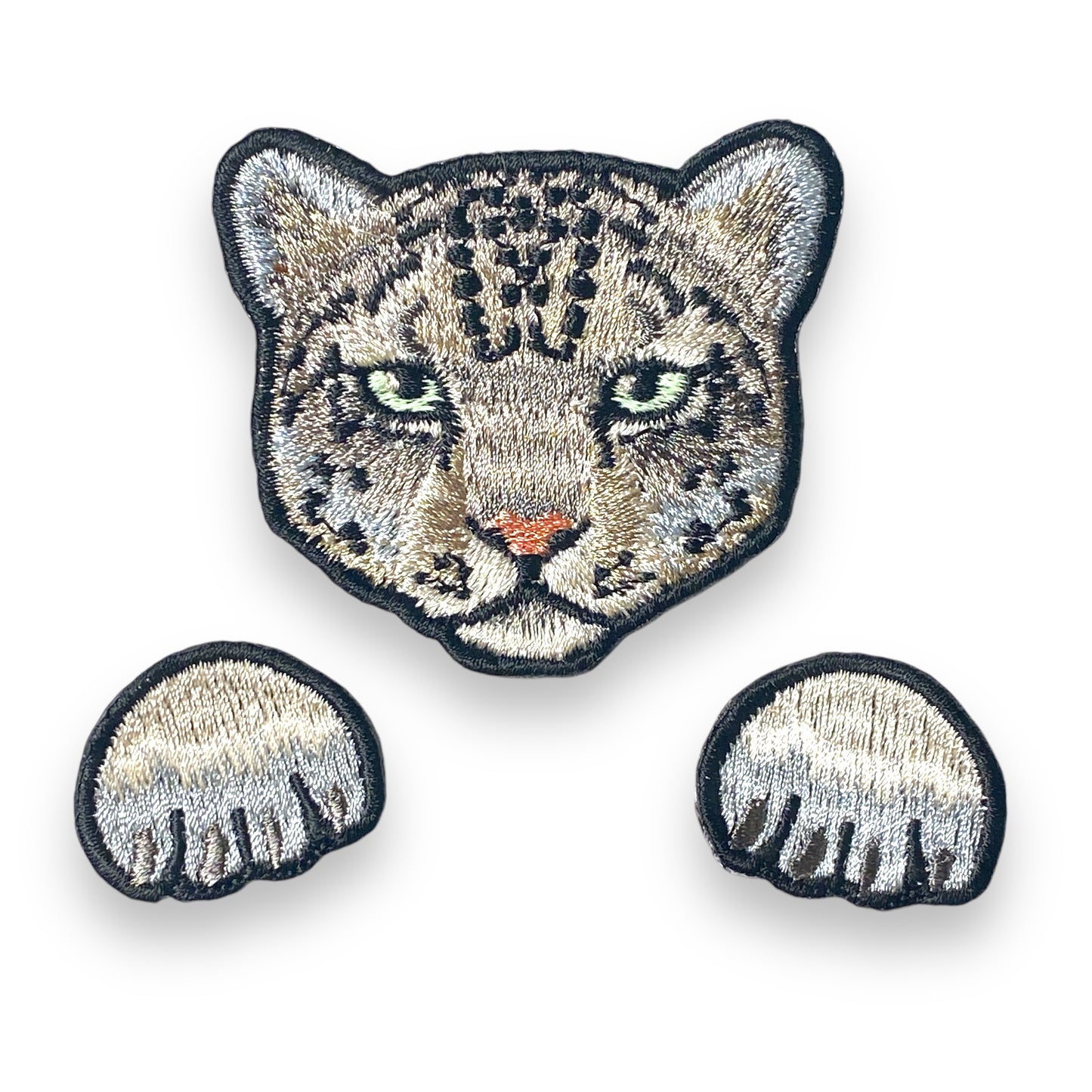 ユキヒョウの刺繍ワッペン