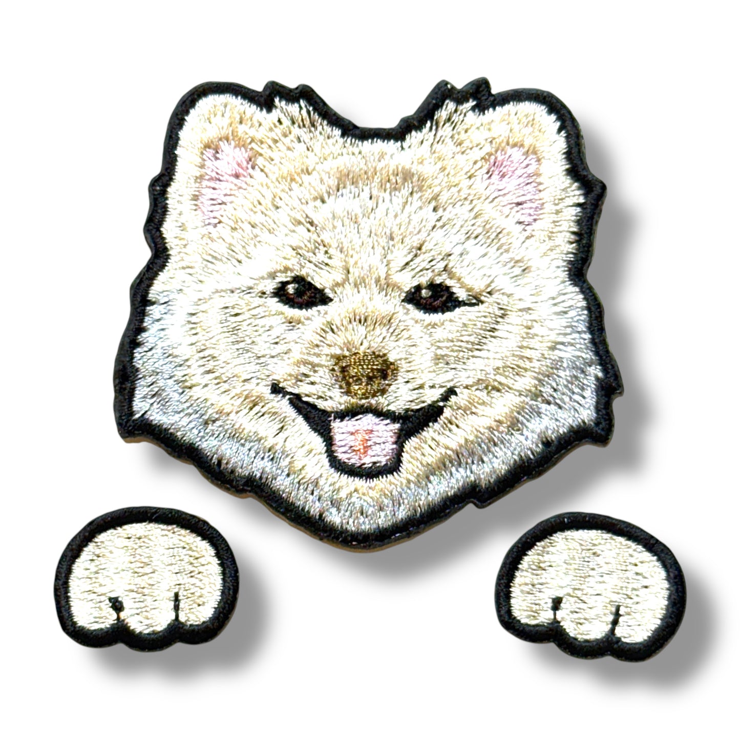 秋田犬の刺繍ワッペン