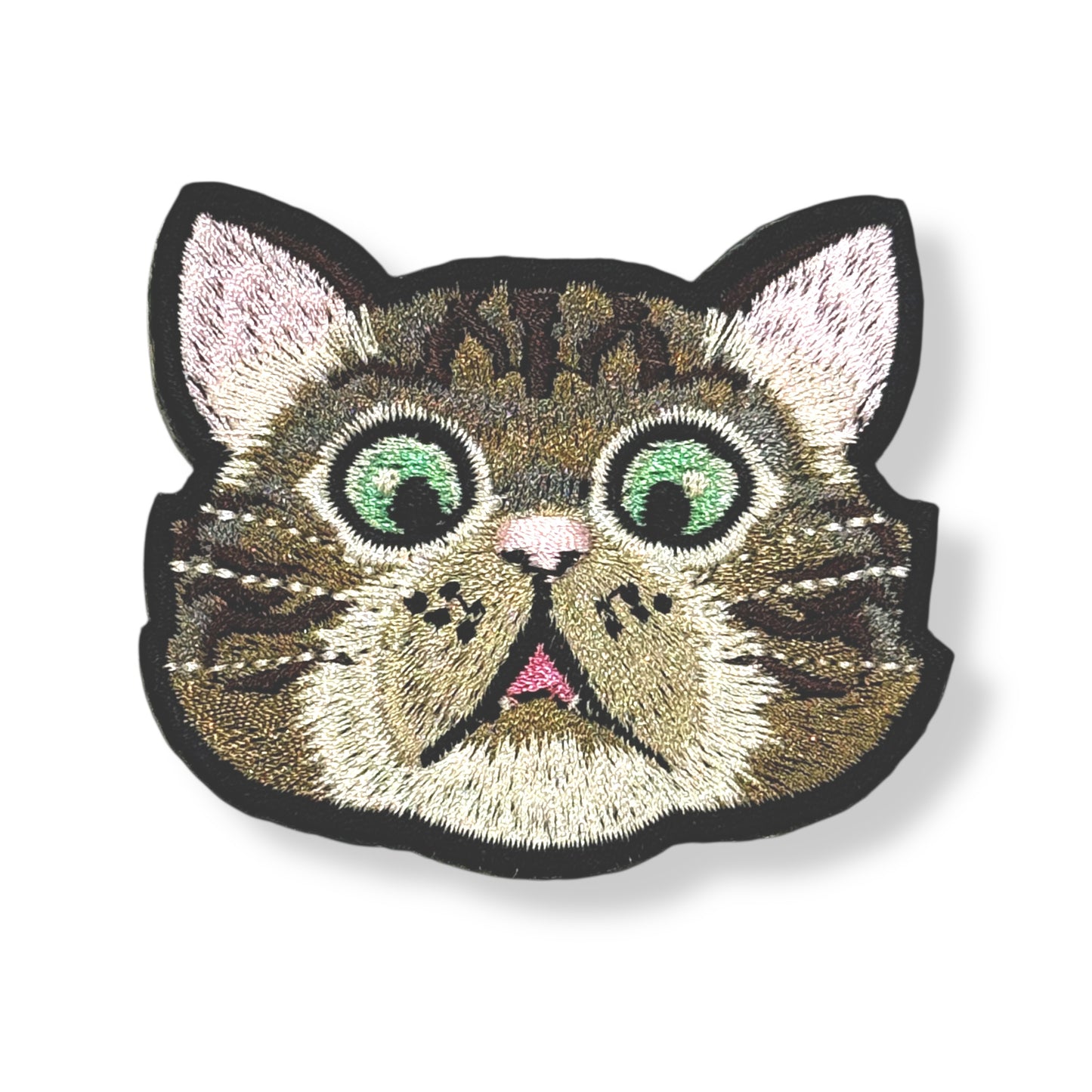びっくりにゃんこの刺繍ワッペン