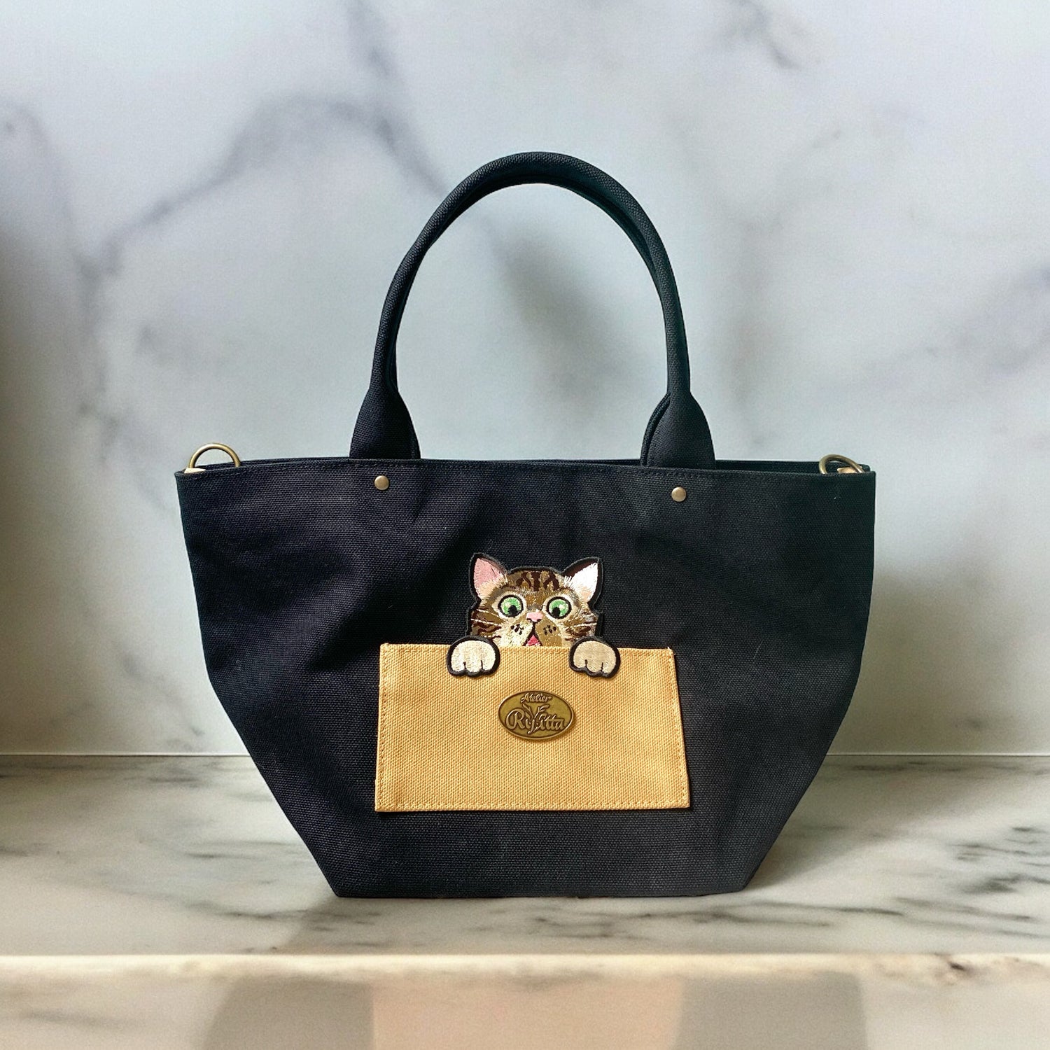 動物刺繍のカスタムグッズ