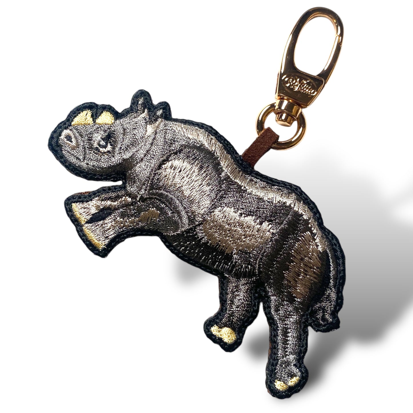 クロサイの刺繍ワッペン