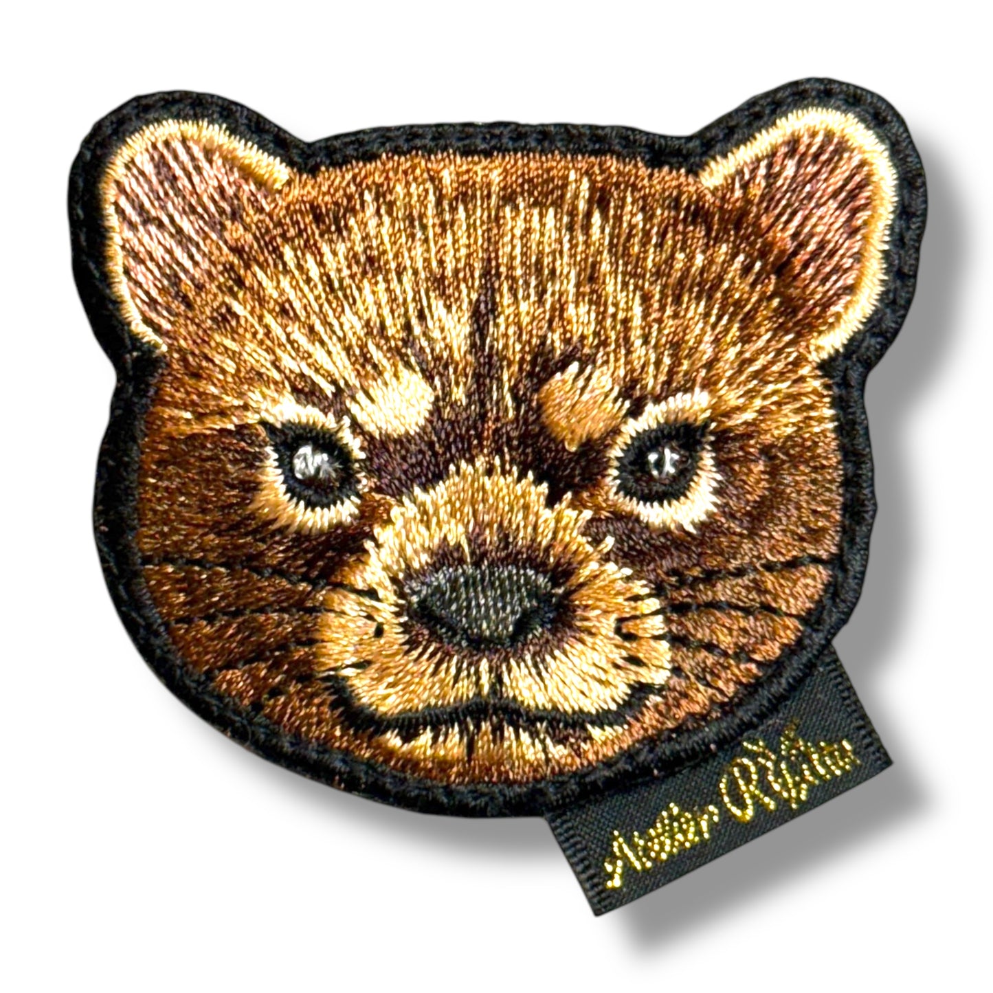 ヤブイヌの刺繍ワッペン