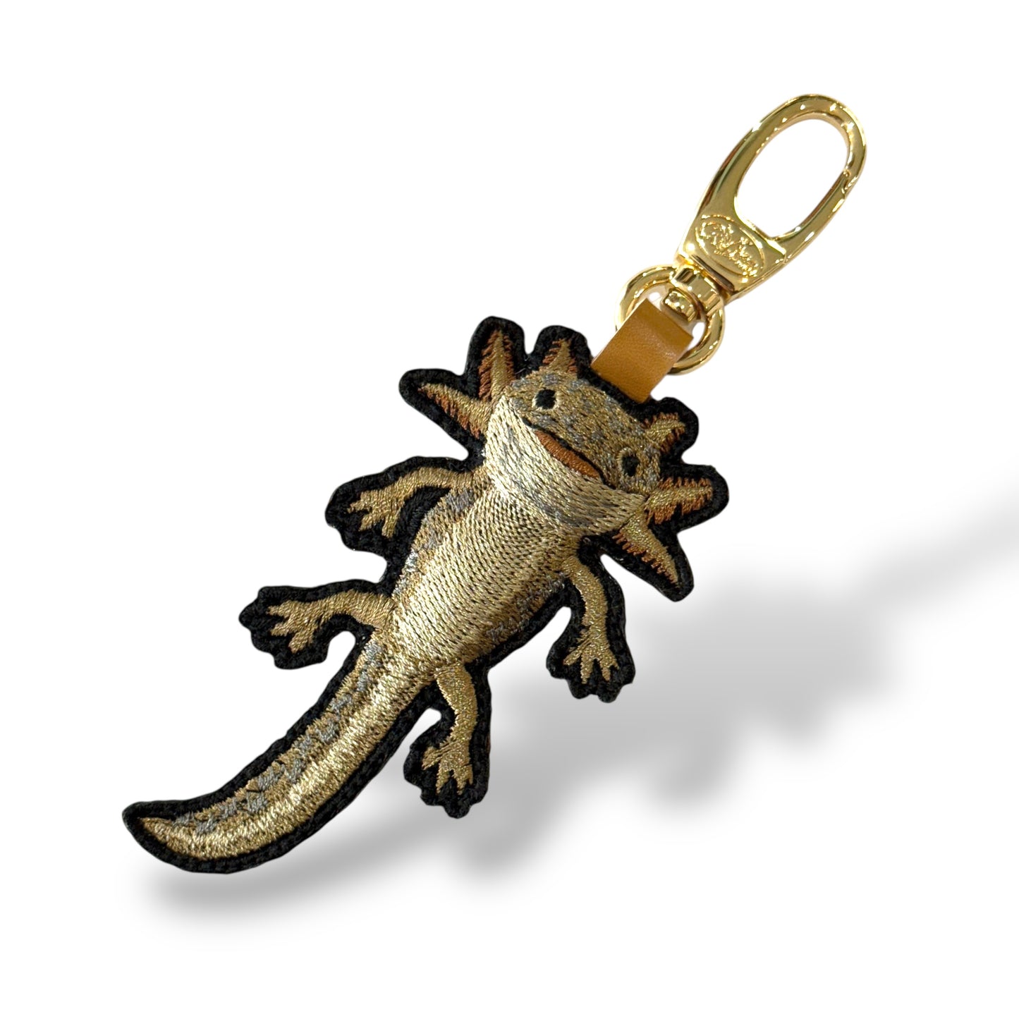 ウーパールーパーの刺繍ワッペン