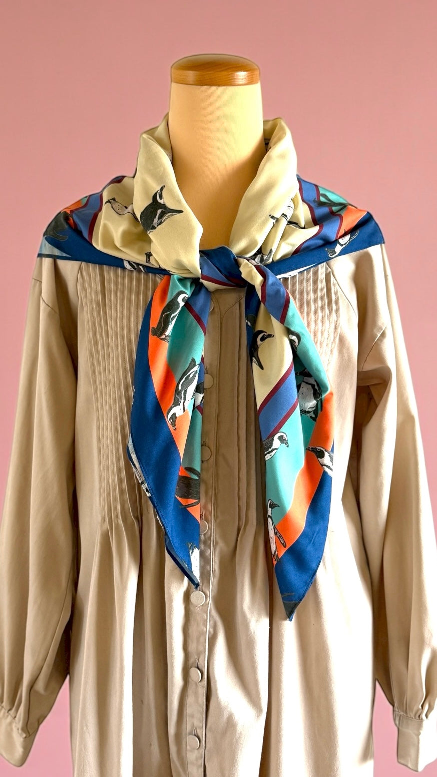 ケープペンギンの大判スカーフ