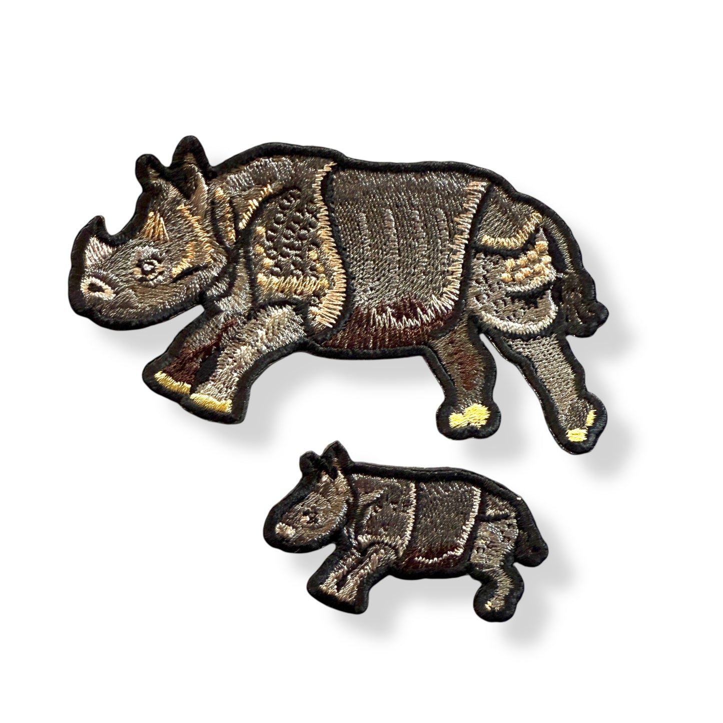 インドサイの刺繍ワッペン