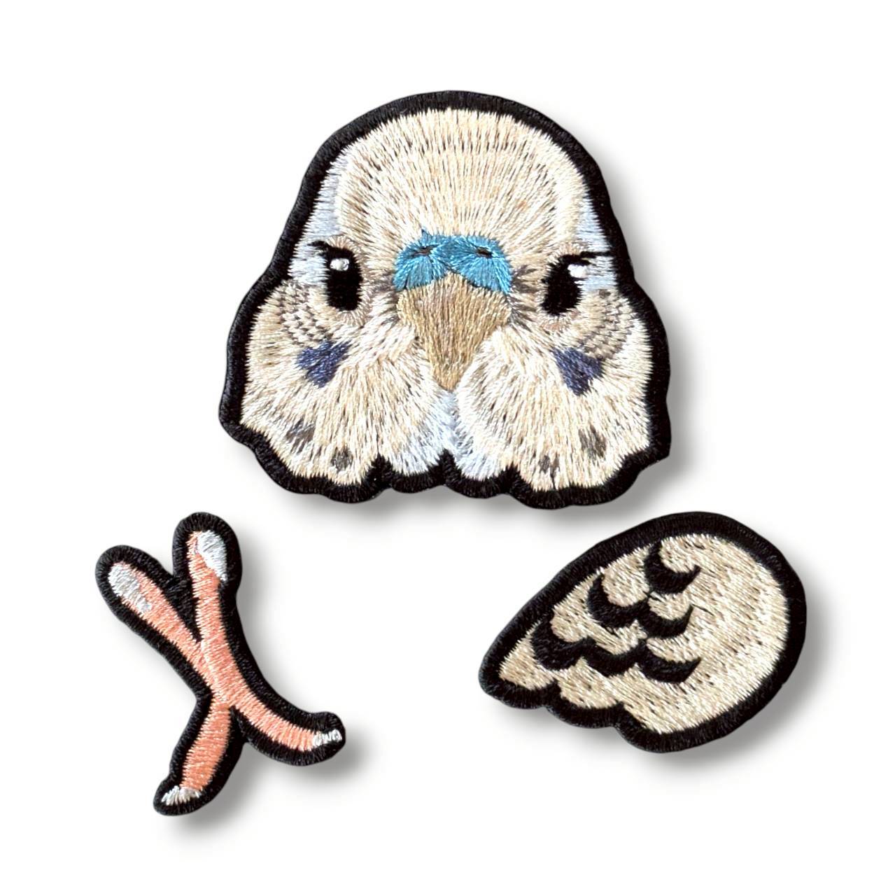 セキセイインコの証明写真刺繍ワッペン（ホワイト♂）