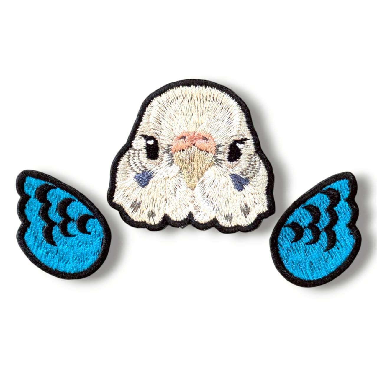 セキセイインコの証明写真刺繍ワッペン（ホワイト♀）