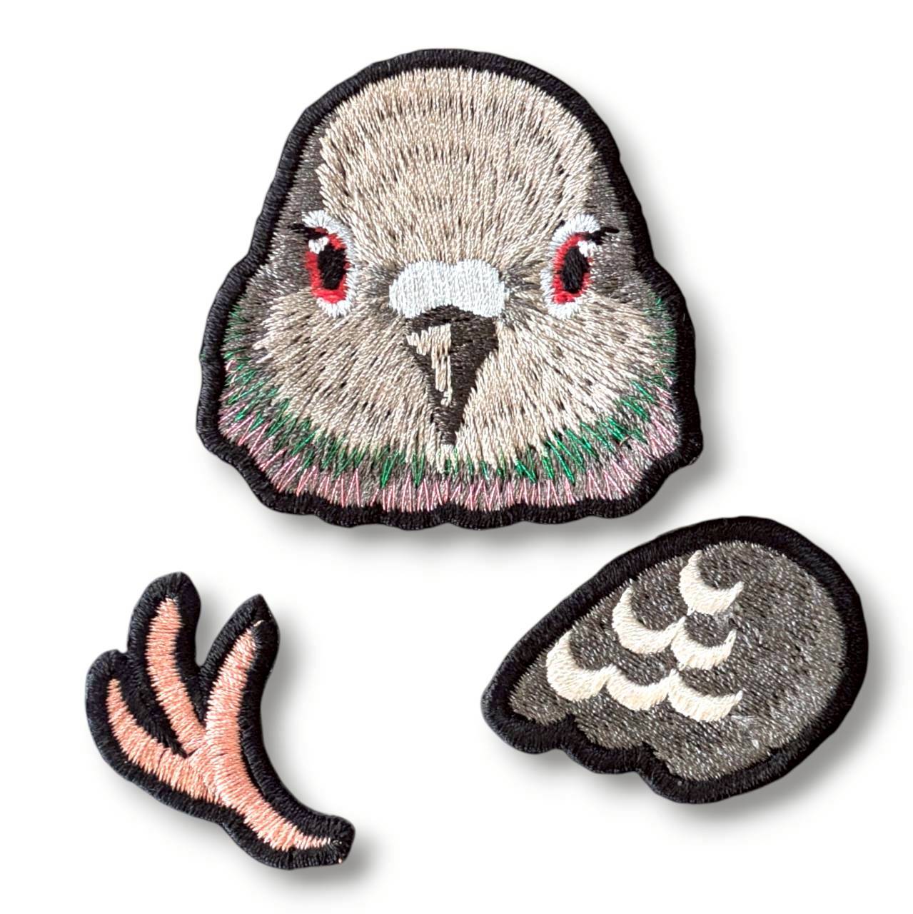 カワラバトの証明写真刺繍ワッペン