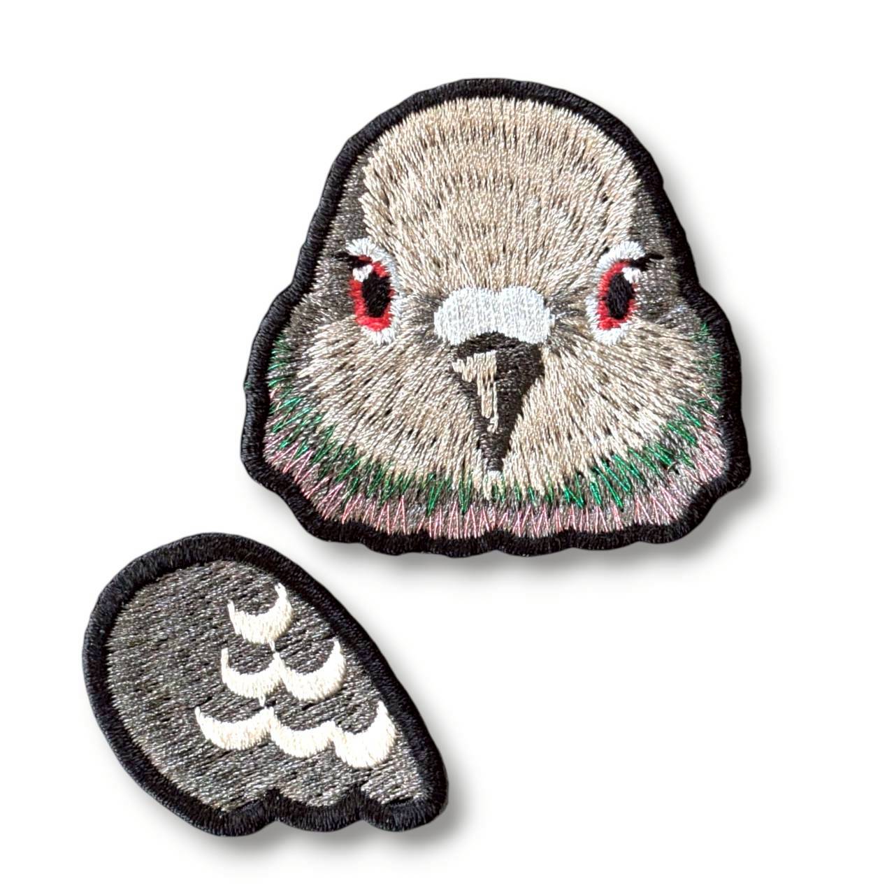 カワラバトの証明写真刺繍ワッペン