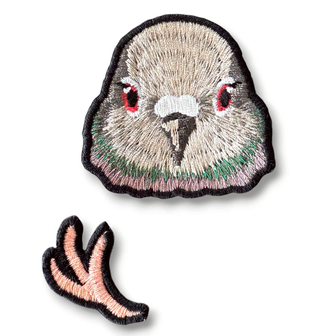 カワラバトの証明写真刺繍ワッペン