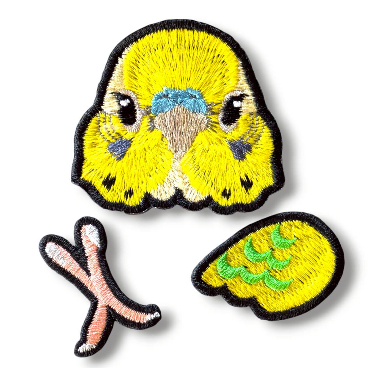 セキセイインコの証明写真刺繍ワッペン（イエロー♂）