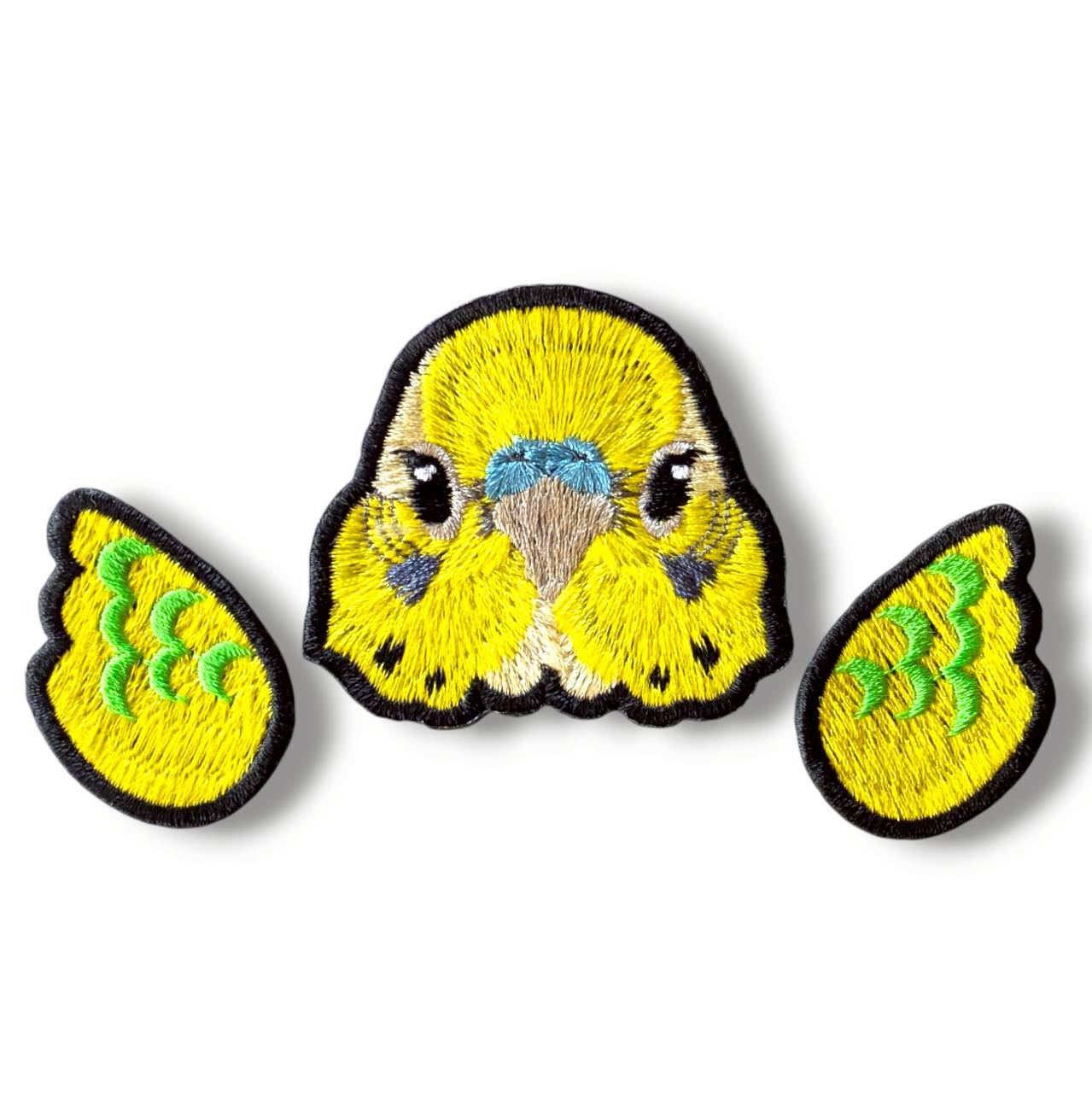 セキセイインコの証明写真刺繍ワッペン（イエロー♂）