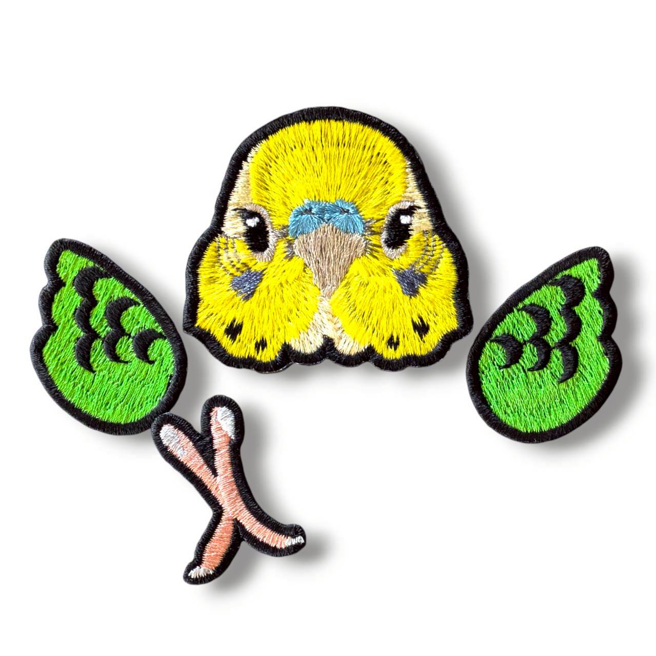 セキセイインコの証明写真刺繍ワッペン（イエロー♂）