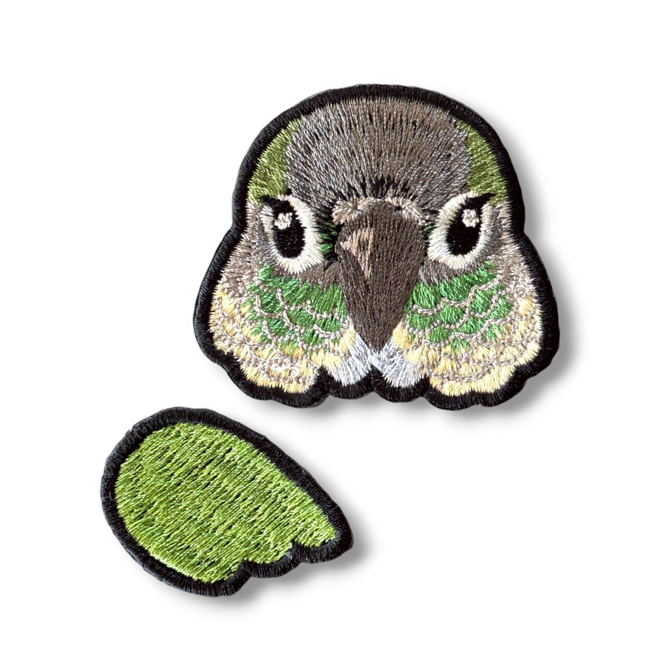 ウロコインコの証明写真刺繍ワッペン