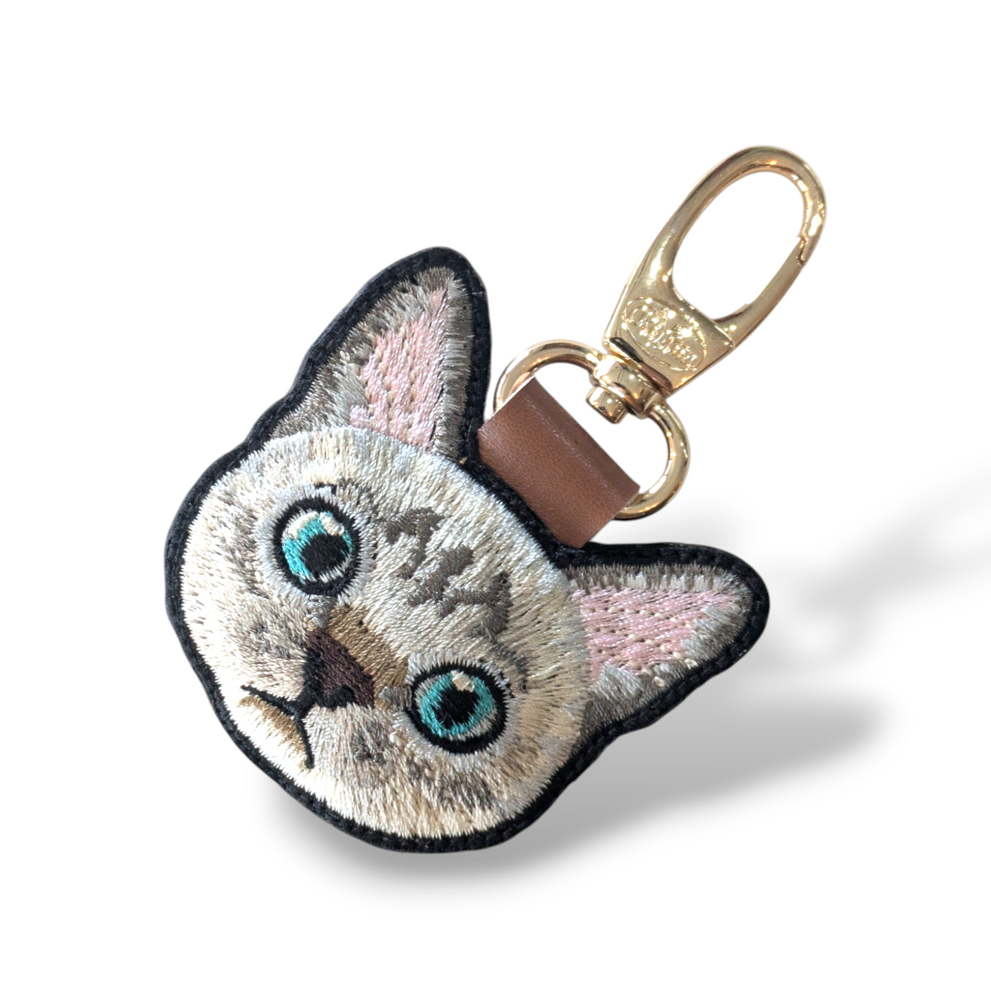 シャムミックスの刺繍ワッペン