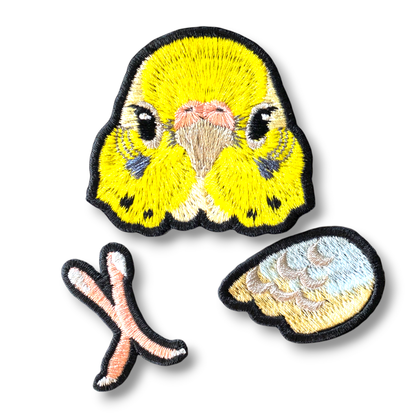 セキセイインコの証明写真刺繍ワッペン（イエロー♀）